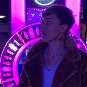 Meet your Posher, Cora